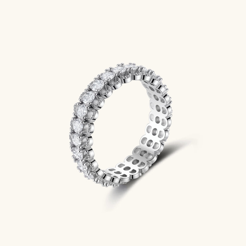 Dewdrop Moissanite Band